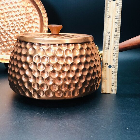 Vintage Hammered Copper Fondue Pot with Lid and Underplate Set MCM Teak Handle - Picture 8 of 10